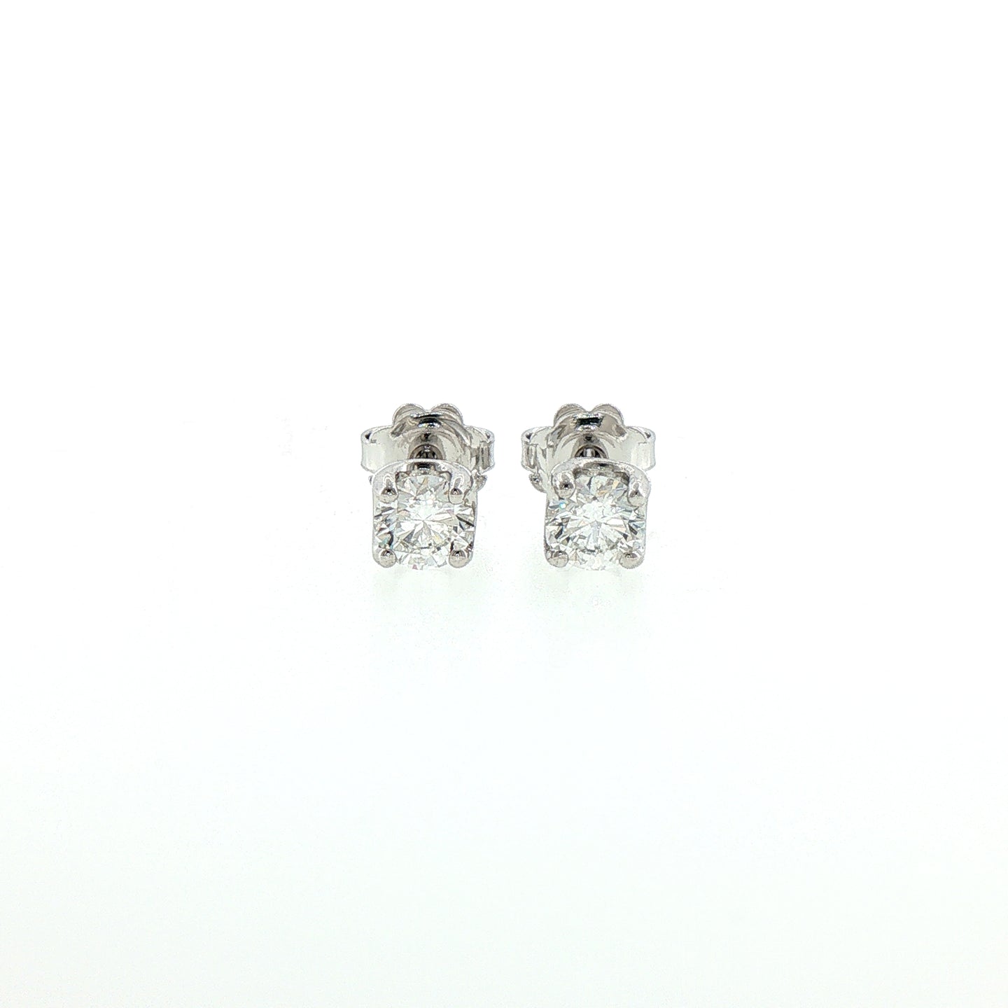 Orecchini Punto Luce in Argento 925 con Diamanti Lab-Grown taglio brillante.