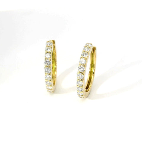 Orecchini a cerchio in oro giallo con diamanti lab-grown taglio brillante, 0,75 carati.
