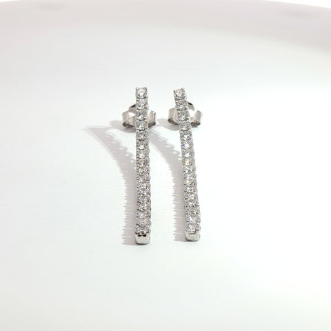 Orecchini tennis in oro bianco con diamanti Lab-Grown taglio brillante, 1,02 carati.