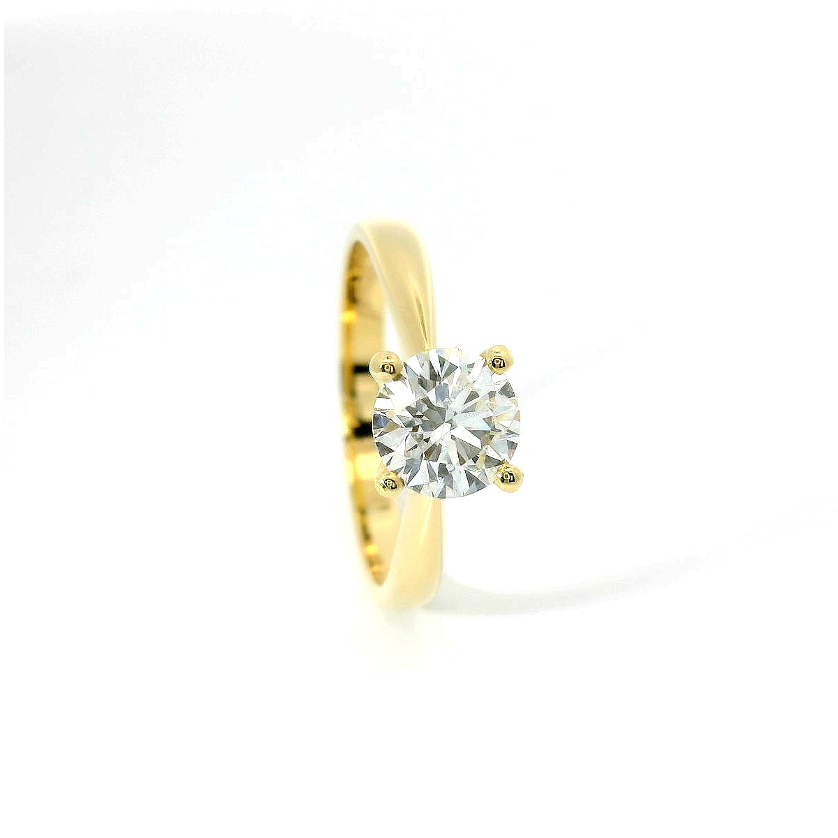 Solitario in oro giallo con diamante lab-grown taglio brillante, 1,00 carati.