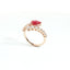 Anello in oro rosa con rubino Lab-Grown taglio goccia e diamanti Lab-Grown taglio brillante.