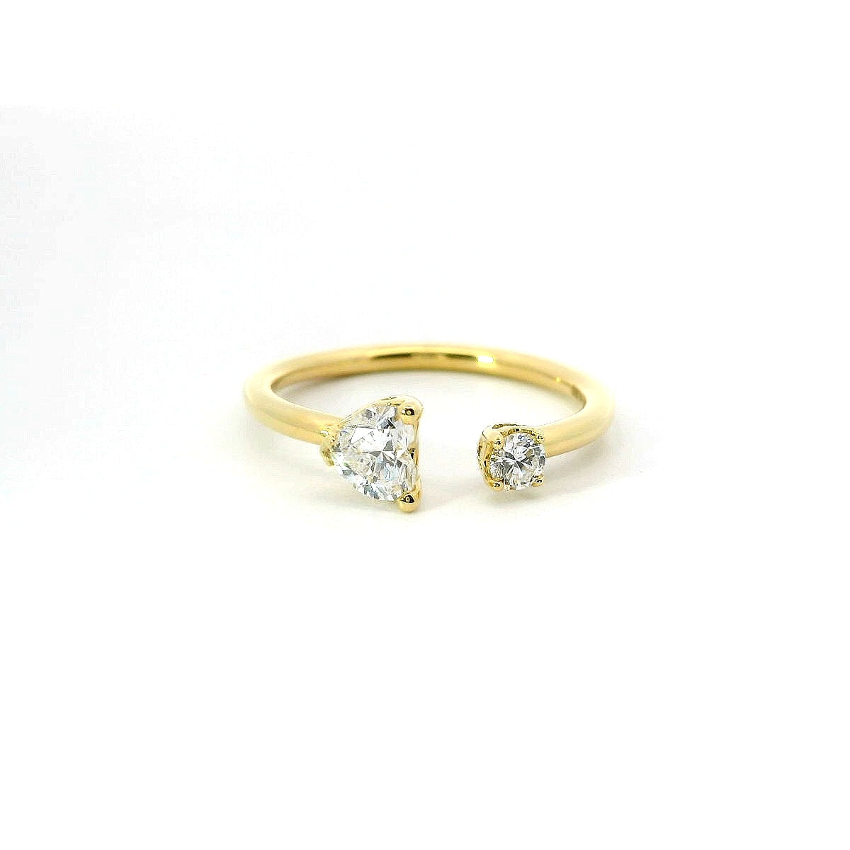 Bilogy aperto in oro giallo con diamanti lab-grown taglio cuore e billante, 0,39 carati.