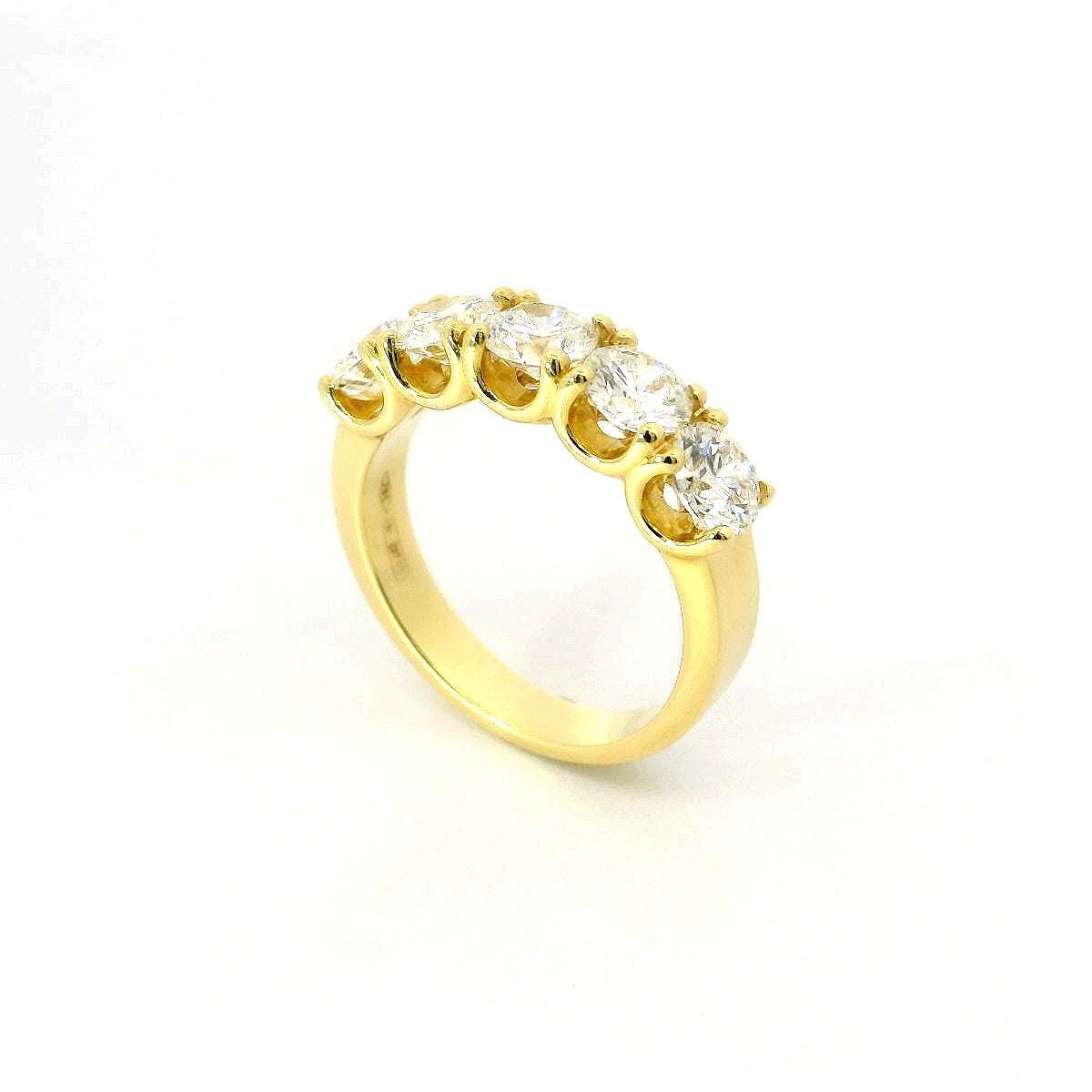 White gold band with 5 brilliant-cut lab-grown diamonds, 2.10 carats.