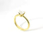 Solitario in oro giallo con diamante lab-grown taglio cuore, 1,00 carati.