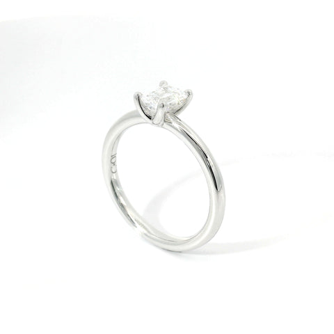 Solitaire in white gold with emerald-cut lab-grown diamond, 0.70 carats.