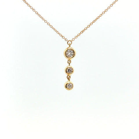 Girocollo in oro giallo con diamanti Lab-Grown taglio brillante, 0,20 carati.