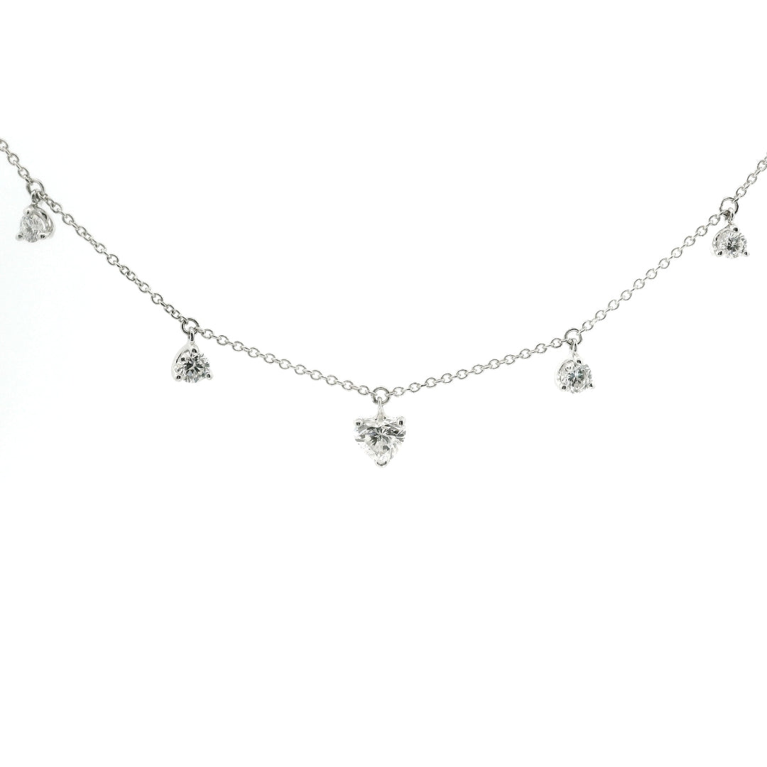 Girocollo con spot pendent in oro bianco con diamanti lab-grown taglio brilante e cuore, 1,24 carati.