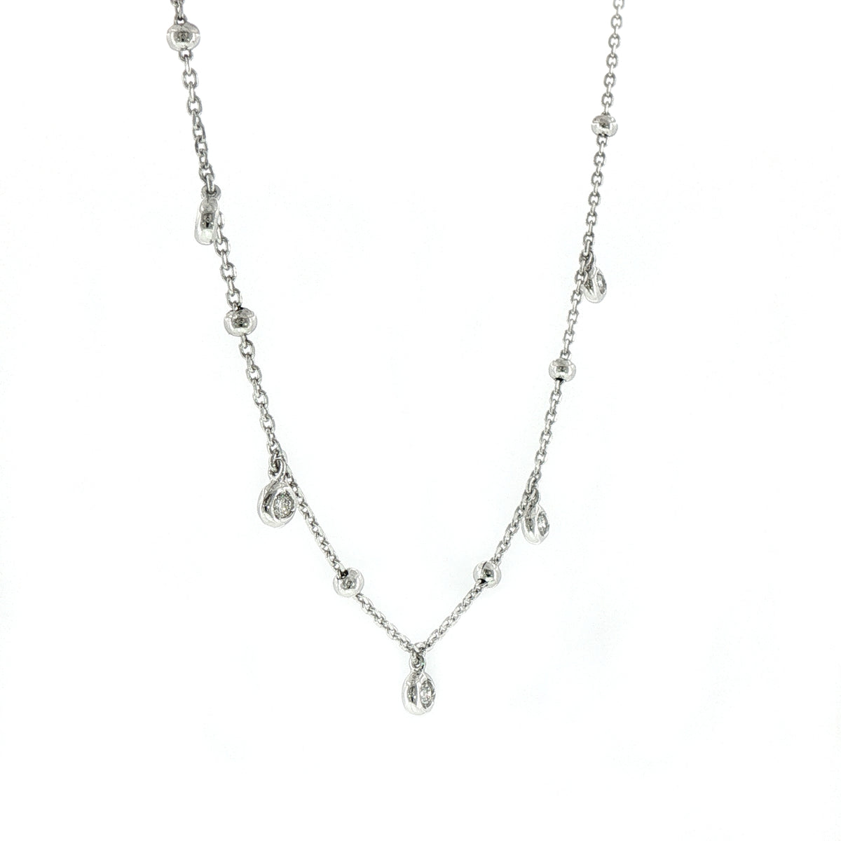 Girocollo in Argento 925 con Spot di Diamanti Lab-Grown Taglio Brillante