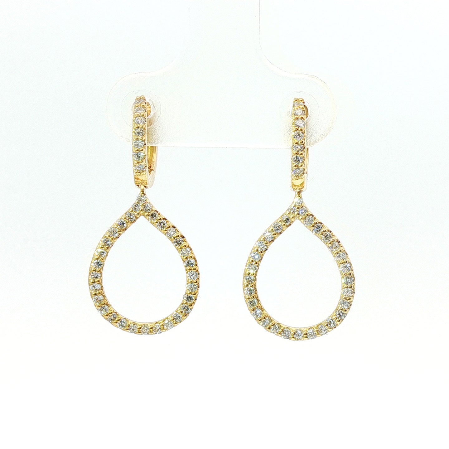 Orecchini in oro giallo con diamanti Lab-Grown taglio brillante, 0,48 carati.