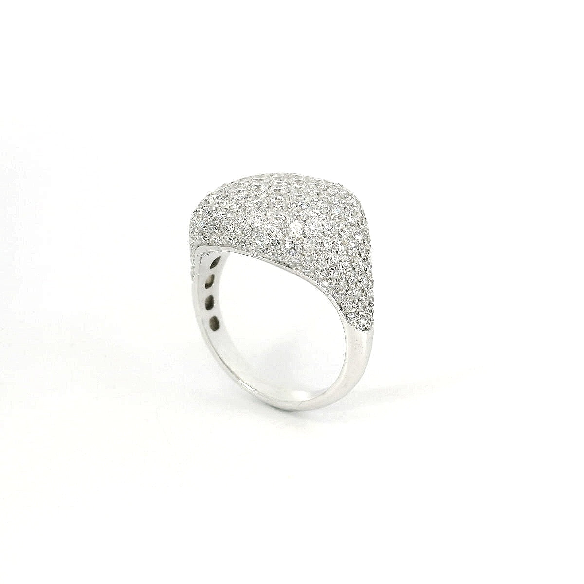 Anello da mignolo in oro bianco con pavè di diamanti lab-grown taglio brillante, 1,77 carati.