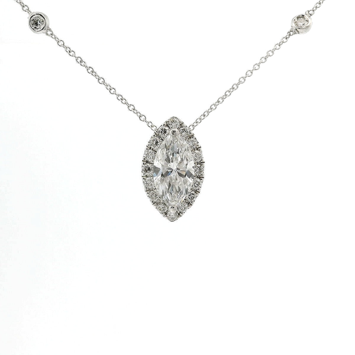 Girocollo Dreams in oro bianco con diamante Lab-Grown taglio marquise e taglio brillante, 1,86 carati.