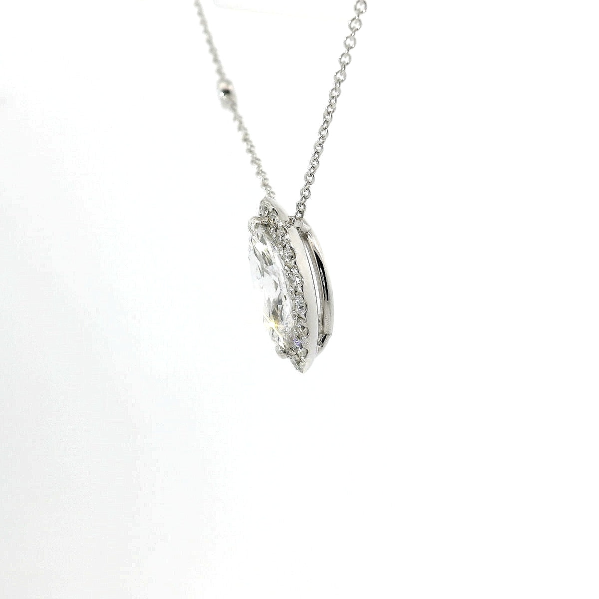 Girocollo Dreams in oro bianco con diamante Lab-Grown taglio marquise e taglio brillante, 1,86 carati.