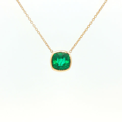 Girocollo Aurea in oro giallo con smeraldo lab-Grown taglio cuscino, 2,08 carati.