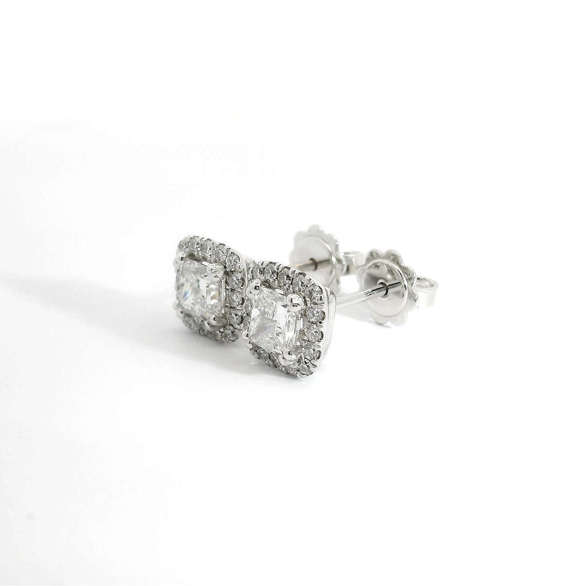 Orecchini dreams in oro bianco e diamanti lab-grown taglio princess e brillante, 1,82ct.