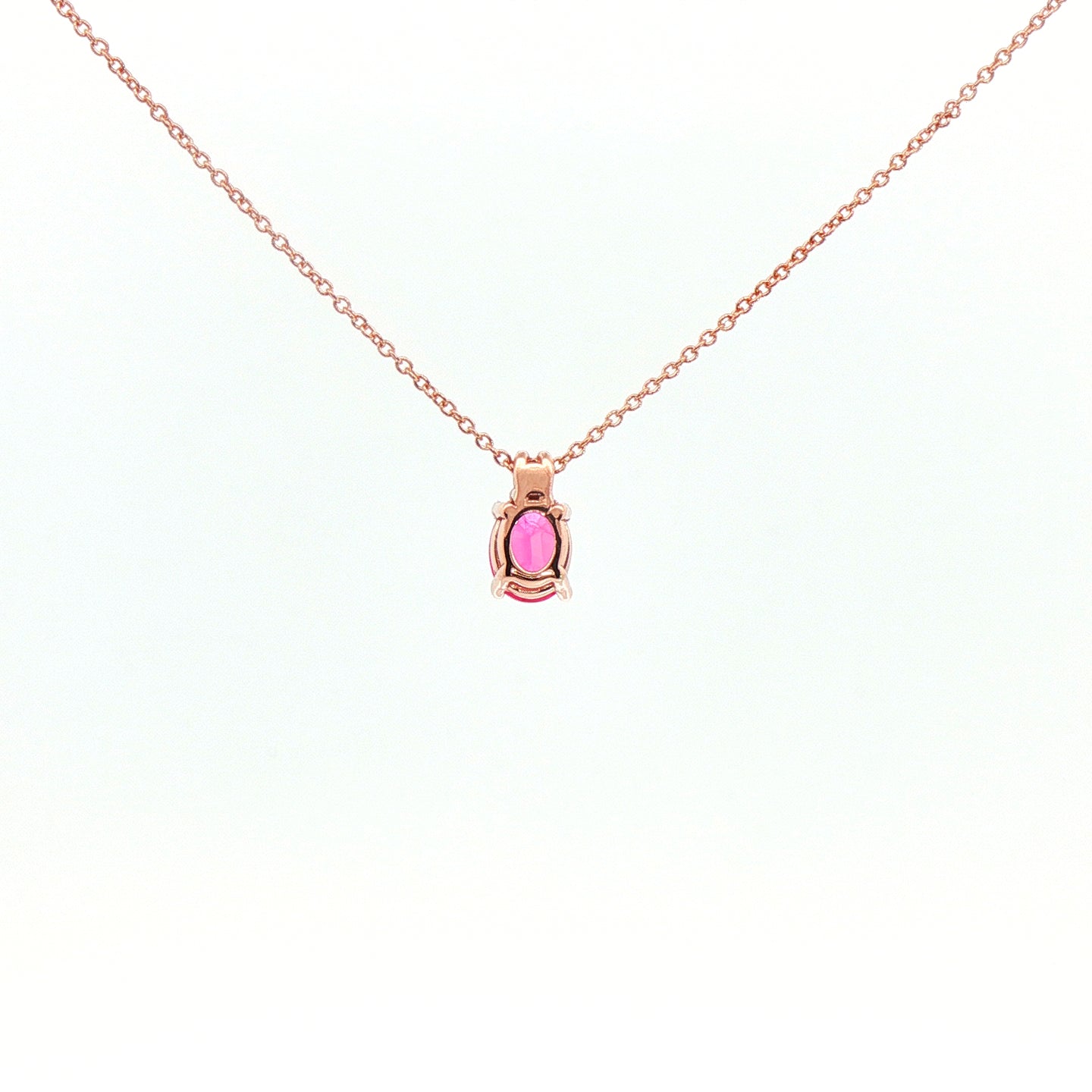 Girocollo in oro rosa con zaffiro rosa Lab-Grown taglio ovale e diamante Lab-Grown taglio brillante.