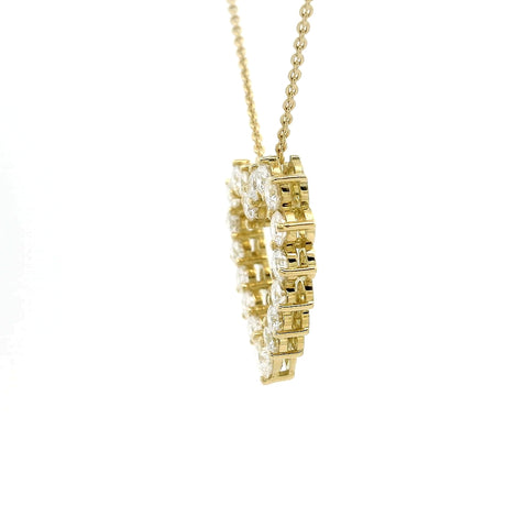 Heart-shaped choker in yellow gold with brilliant-cut and heart-cut lab-grown diamonds, 2.39 carats.