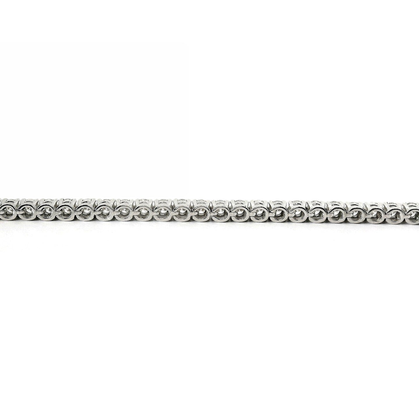 Bracciale Tennis a filo in oro bianco con diamanti lab-grown taglio brillante, 3,41 carati.
