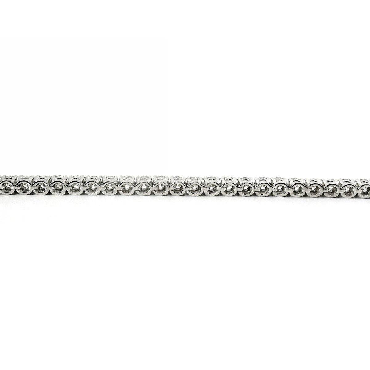 White gold wire tennis bracelet with brilliant-cut lab-grown diamonds, 5.54 carats.