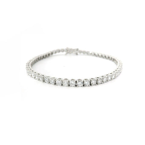 Bracciale Tennis a filo in oro bianco con diamanti lab-grown taglio brillante, 5,54 carati.