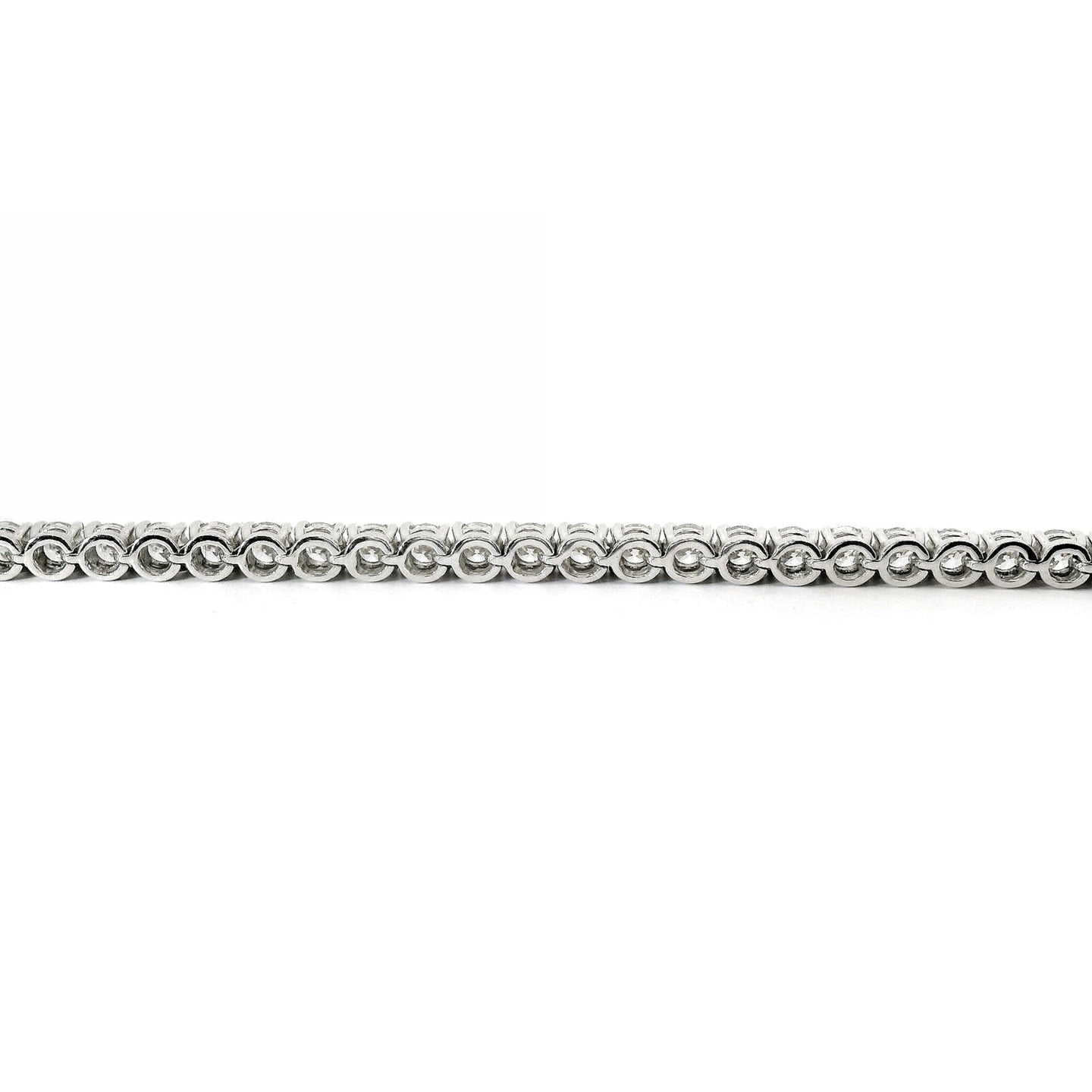 Bracciale Tennis a filo in oro bianco con diamanti lab-grown taglio brillante, 5,54 carati.