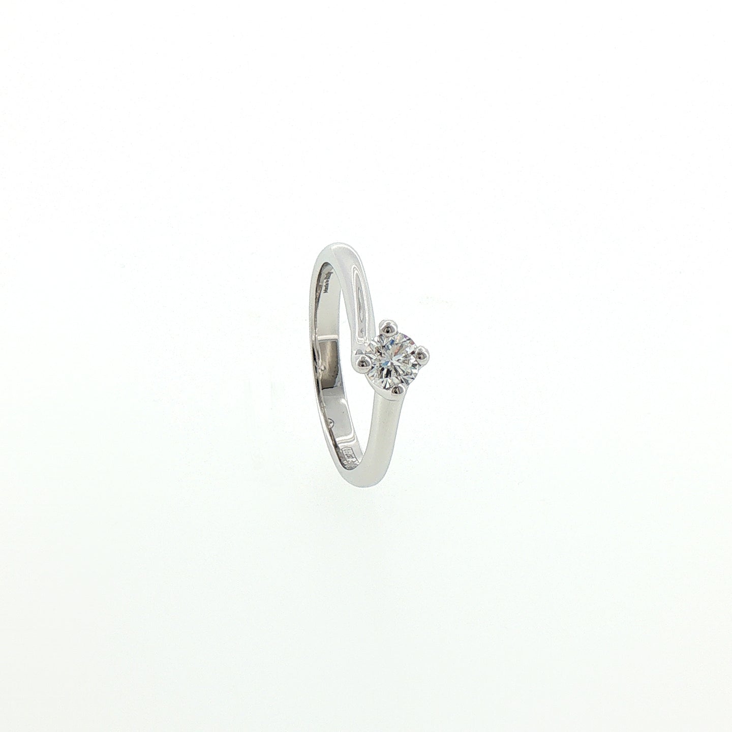 Solitario In Argento 925 con Diamante Lab-Grown taglio brillante.