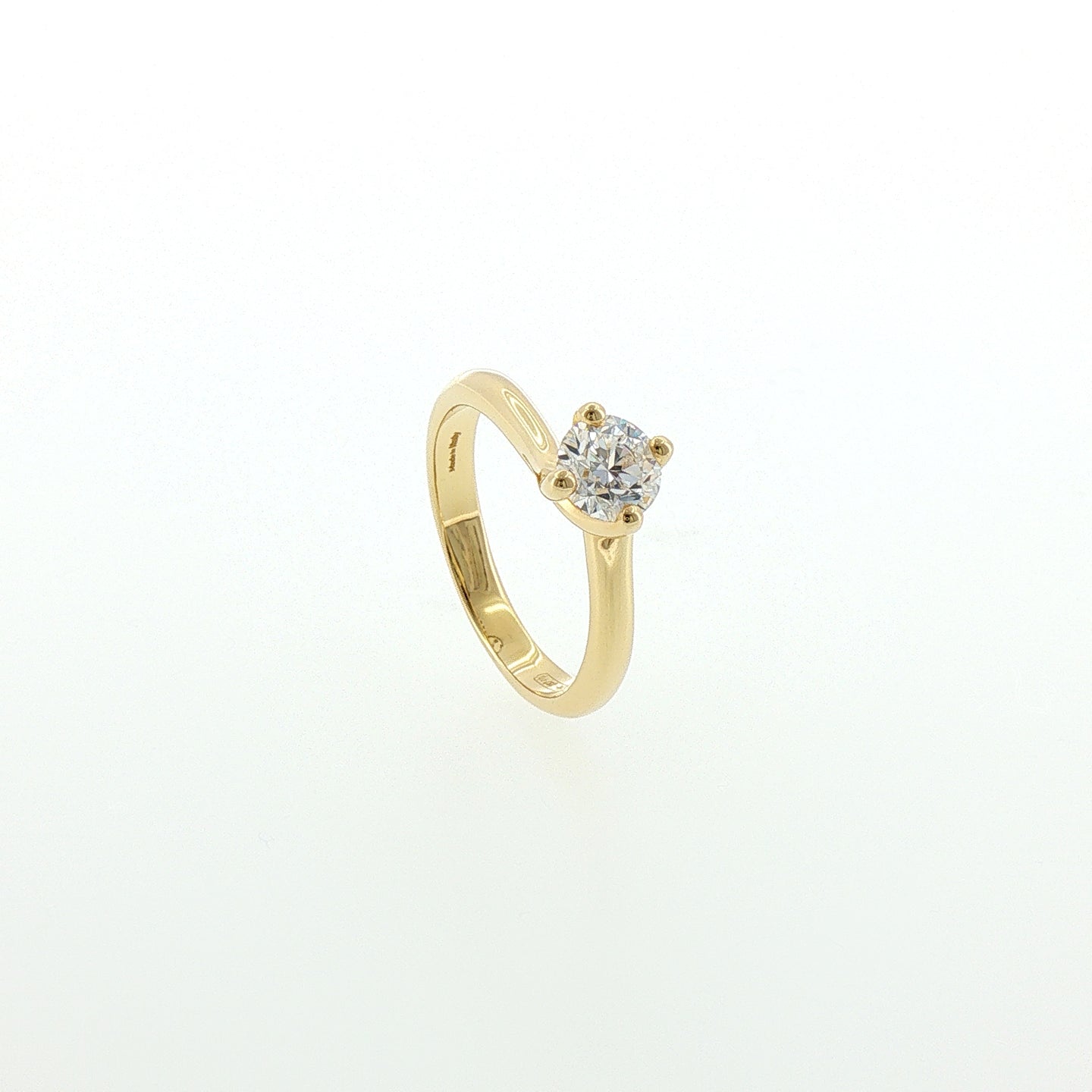 Solitario In Argento 925 Dorato con Diamante Lab-Grown taglio brillante.
