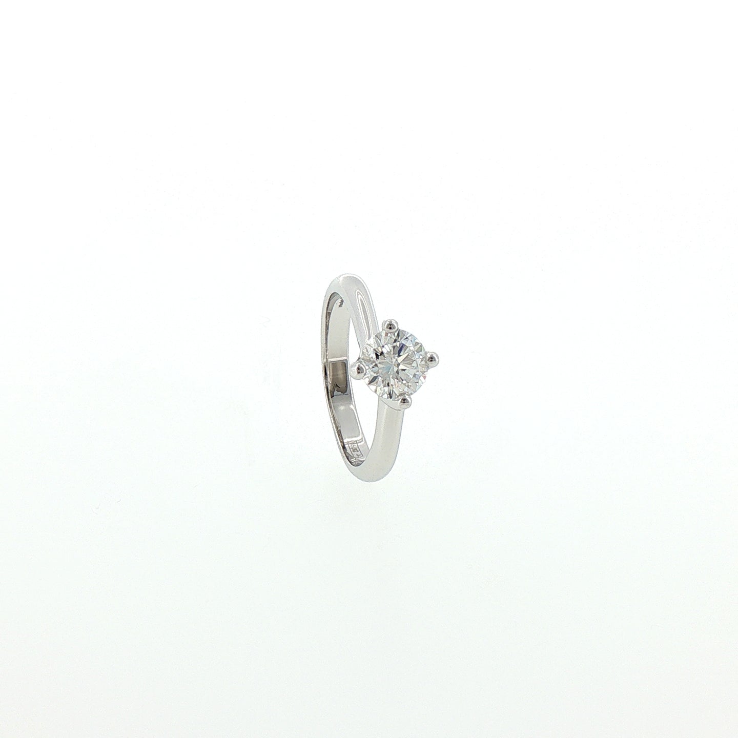 Solitario In Argento 925 con Diamante Lab-Grown taglio brillante.