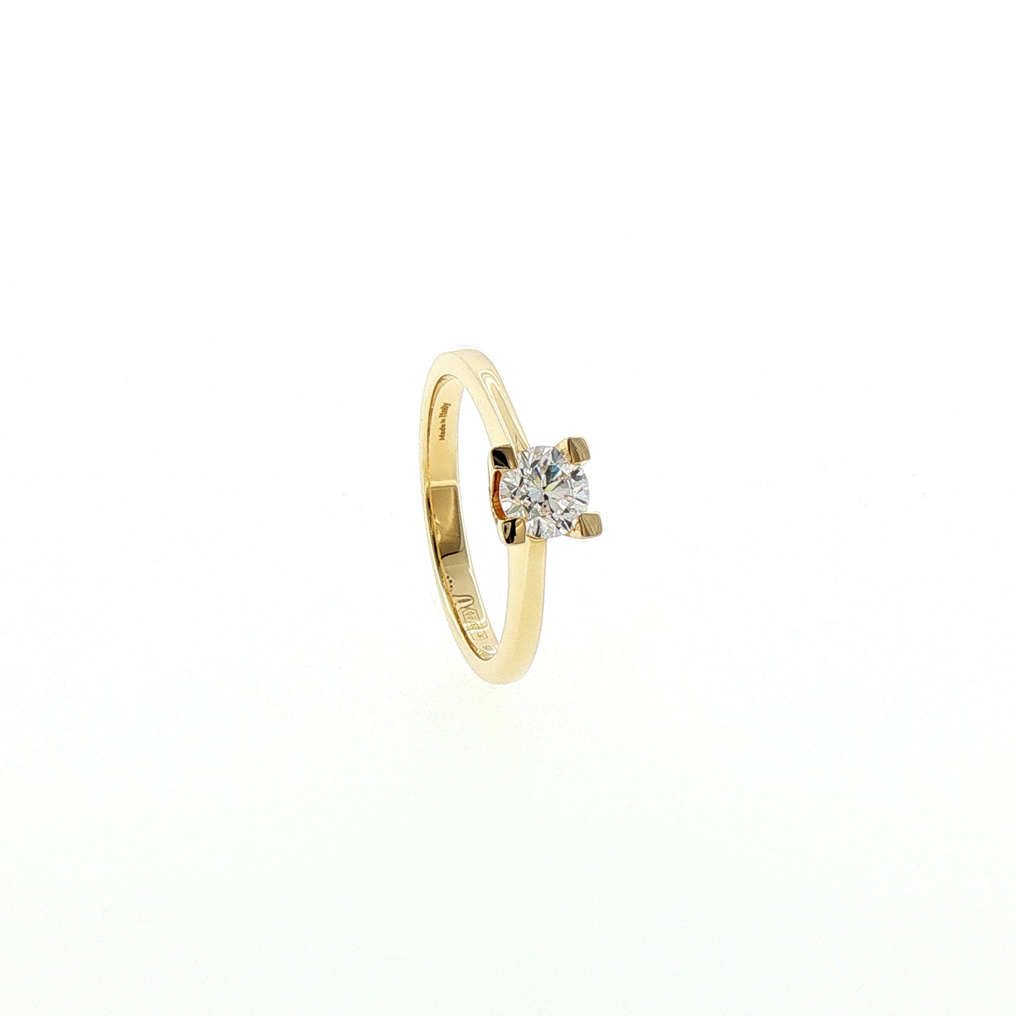 Solitario a "V" In Argento 925 Dorato con Diamante Lab-Grown taglio brillante.