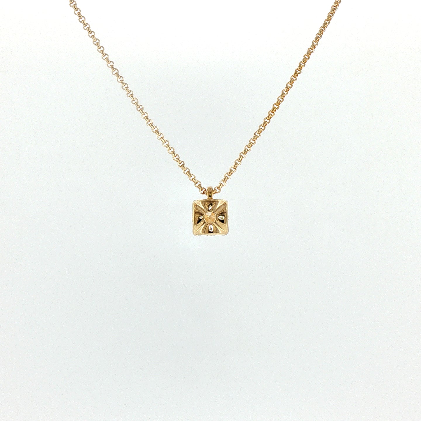 Girocollo in Argento 925 Dorato con Diamante Lab-Grown Taglio Brillante.