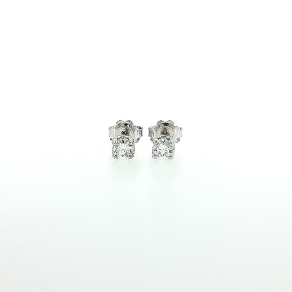 White gold stud earrings with brilliant-cut lab-grown diamonds, 2.01 carats.