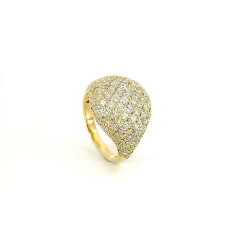 Anello da mignolo in oro giallo con pavè di diamanti lab-grown taglio brillante, 1,70 carati.