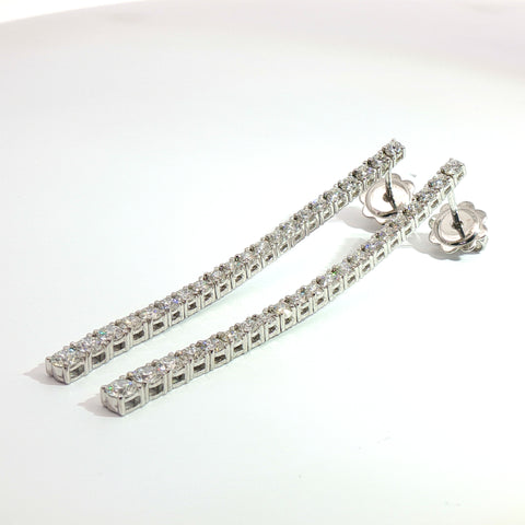 Orecchini tennis in oro bianco con diamanti Lab-Grown taglio brillante, 1,67 carati.