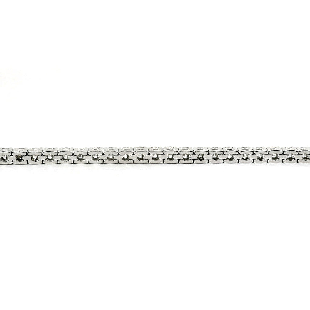 Bracciale tennis a filo in oro bianco e diamanti lab-grown taglio brillante, 2,58 carati.