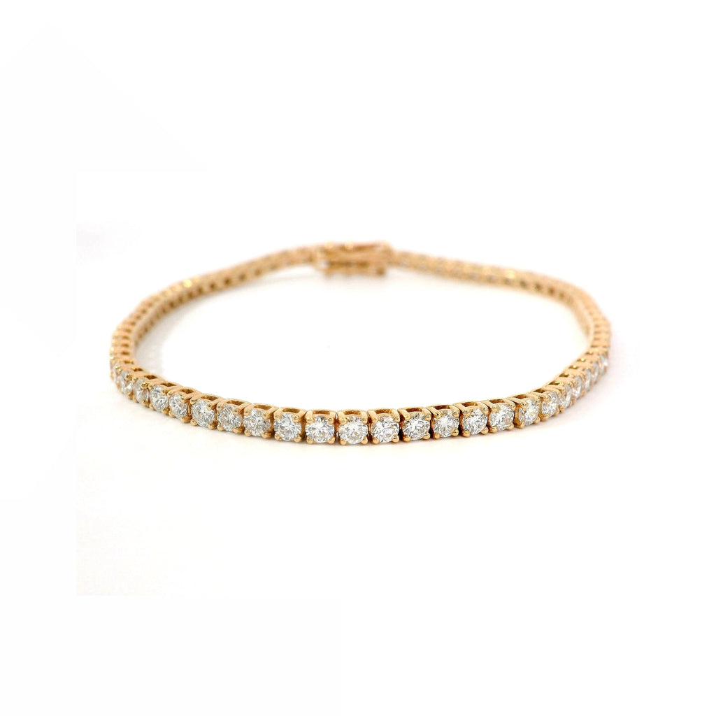 White gold wire tennis bracelet with brilliant-cut lab-grown diamonds, 5.54 carats.