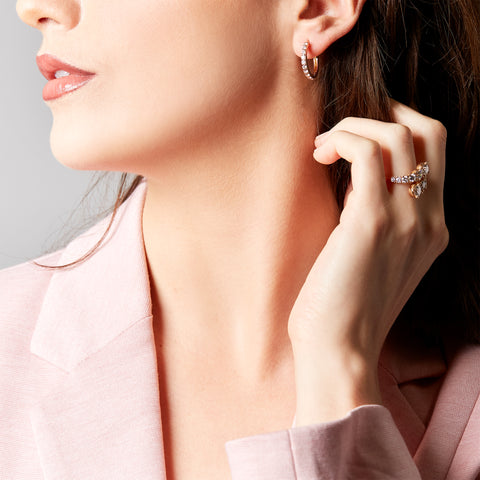 Yellow gold hoop earrings with brilliant-cut diamonds, 1.17 carats.