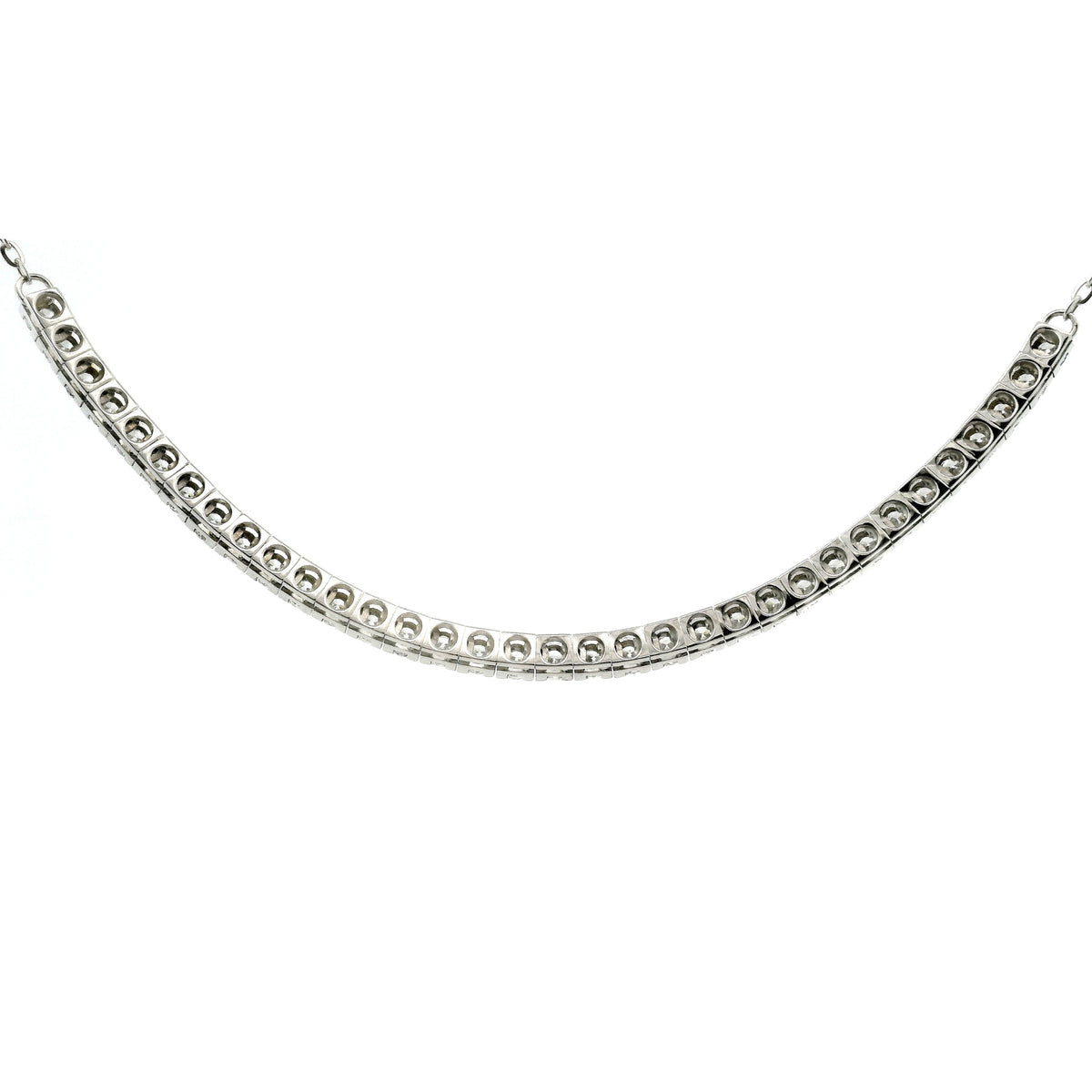 Girocollo tennis in oro bianco e diamanti Lab-grown taglio brillante, 1,96 carati.