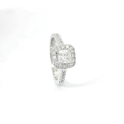 Anello Dreams in oro bianco con diamanti lab-grown taglio princess e brillante, 1,08 carati.