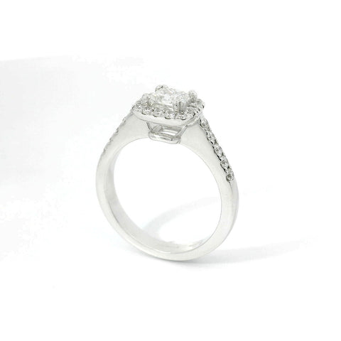 Anello Dreams in oro bianco con diamanti lab-grown taglio princess e brillante, 1,08 carati.