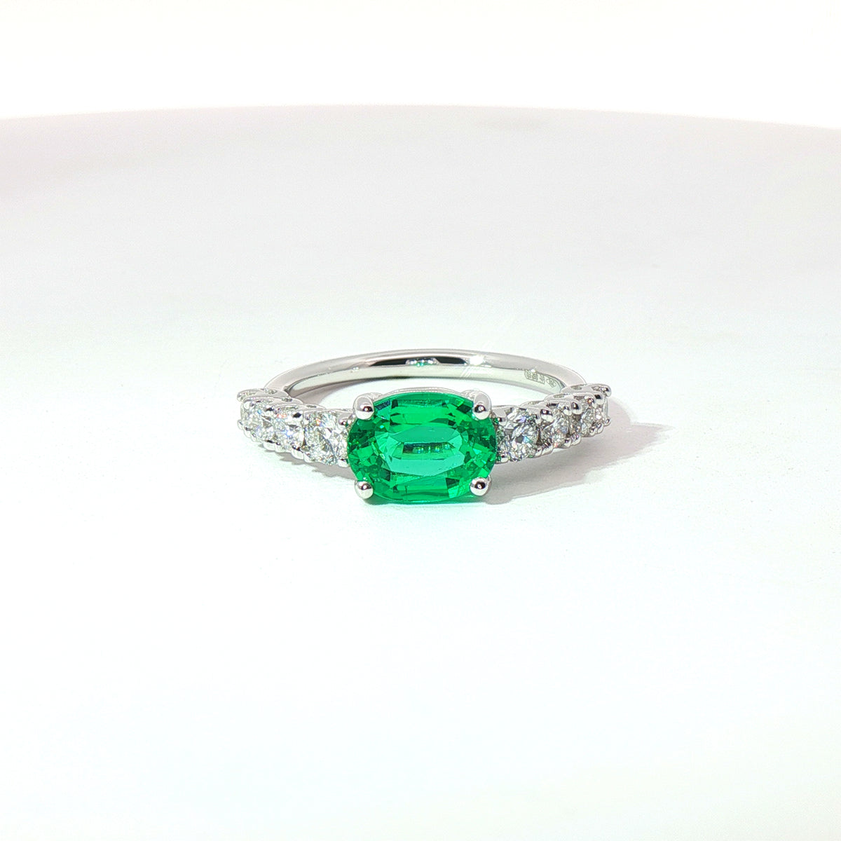 Anello Oval Flow