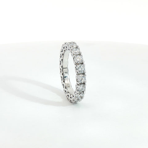 Eternity in oro bianco con diamanti Lab-Grown taglio brillante, 2,75 carati.