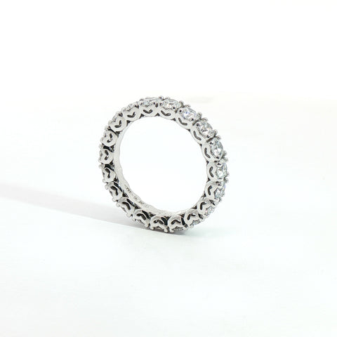 Eternity in oro bianco con diamanti Lab-Grown taglio brillante, 2,75 carati.