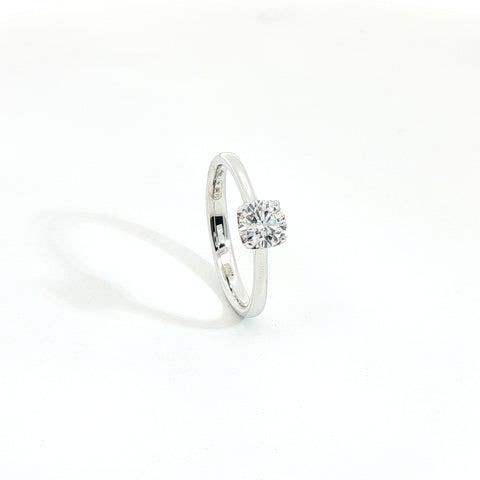 Solitario in oro bianco con diamante Lab-Grown taglio brillante, 0,50 carati.