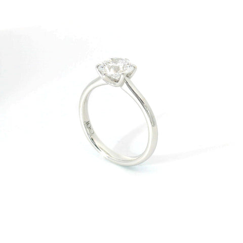 Solitario in oro bianco con diamante lab-grown taglio brillante, 1,33 carati.