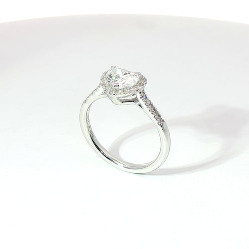 Anello in oro bianco con diamanti Lab-Grown taglio cuore e brillante, 1,06.