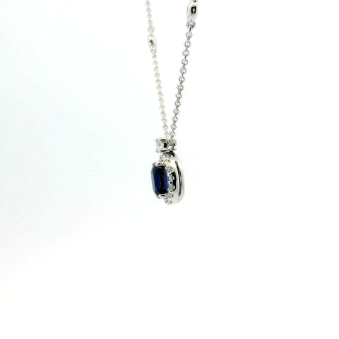 Girocollo in oro bianco con zaffiro Lab-Grown e diamanti Lab-Grown taglio brillante.