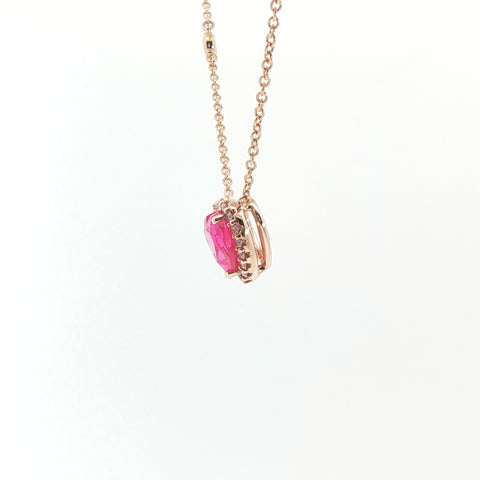 Girocollo in oro rosa con zaffiro rosa Lab-Grown taglio cuore e diamanti Lab-Grown taglio brillante.