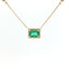 Girocollo in oro giallo con smeraldo Lab-Grown taglio smeraldo e diamanti Lab-Grown taglio brillante.