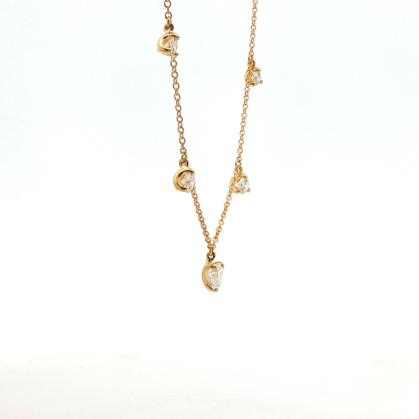 Girocollo in oro giallo e diamanti Lab-Grown taglio cuore e brillante,1,24 carati.