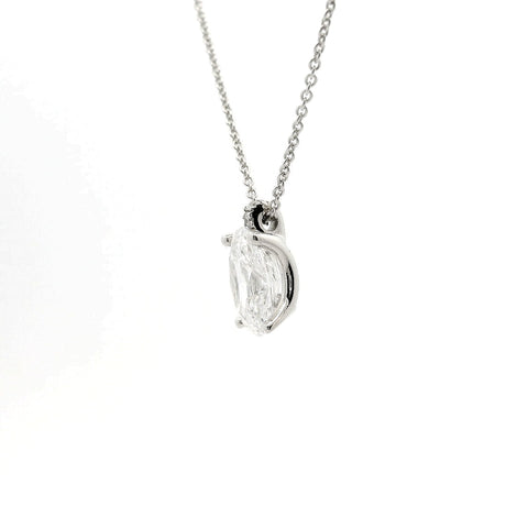 Girocollo punto luce in oro bianco con diamante lab-grown taglio ovale, 1,52 carati.
