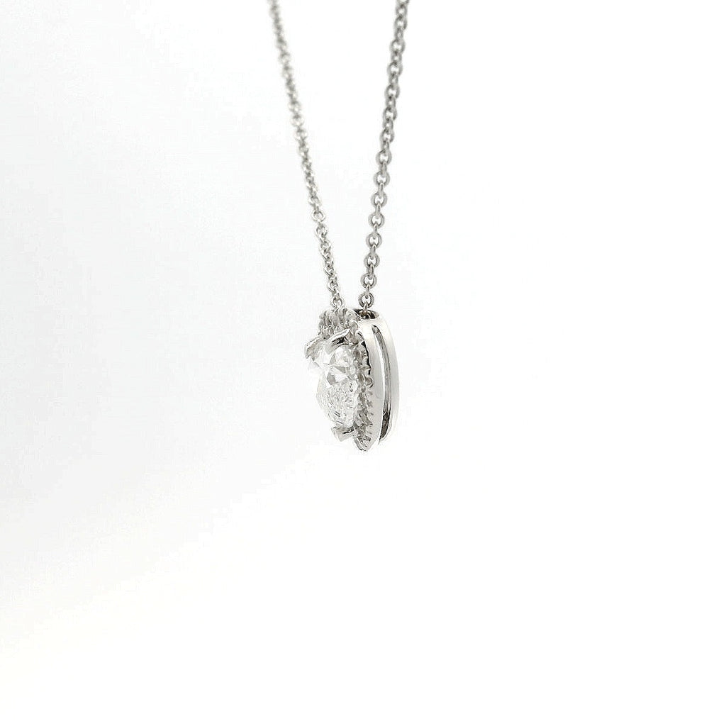 White gold choker with heart-cut lab-grown diamond and brilliant-cut lab-grown diamond surround, 1.15 carats.